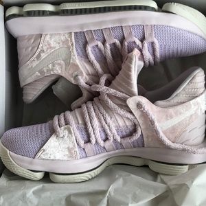 KD10 Aunt Pearls